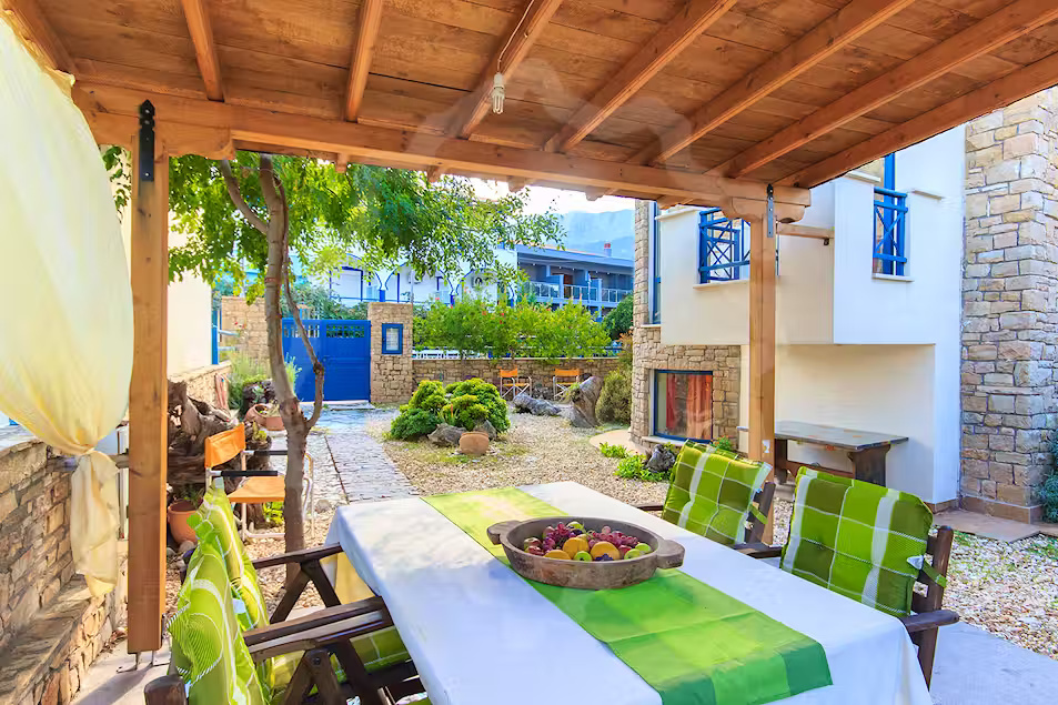 Outdoor dining at Villa Markella