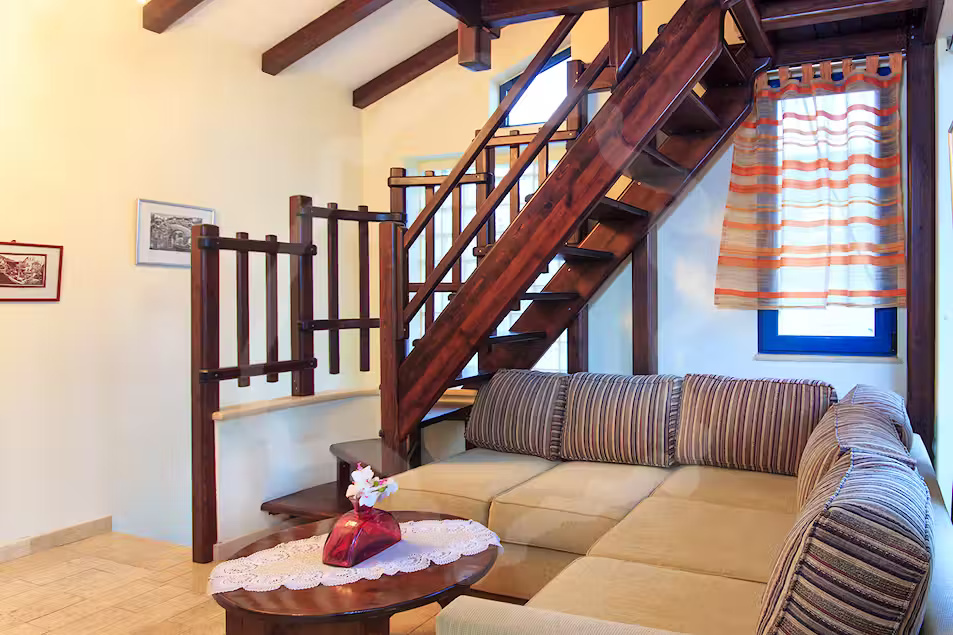 Upper level and loft